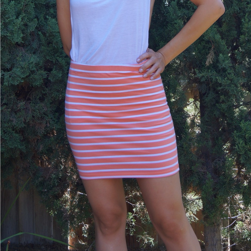 Forever 21 Striped Stretchy Skirt Size S